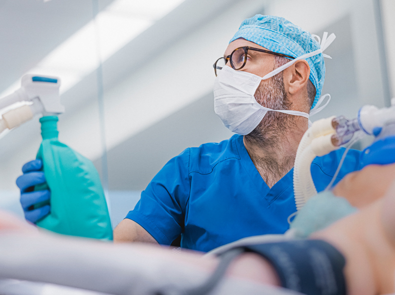 Pulmonary and Critical Care Medicine Fellowship hero