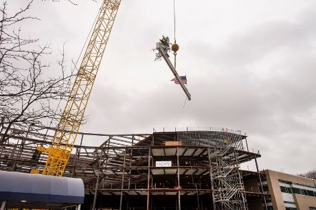 GWV Cancer Center final beam going into place